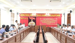 ĐOÀN GIÁM SÁT CỦA TIỂU BAN AN NINH, TRẬT TỰ VÀ Y TẾ LÀM VIỆC VỚI TỈNH GIA LAI VỀ CÔNG TÁC BẦU CỬ